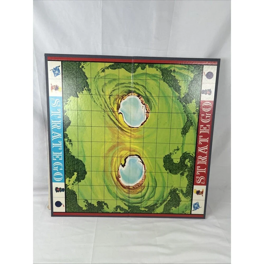 1977 Vintage STRATEGO Board Game Military Milton Bradley COMPLETE
